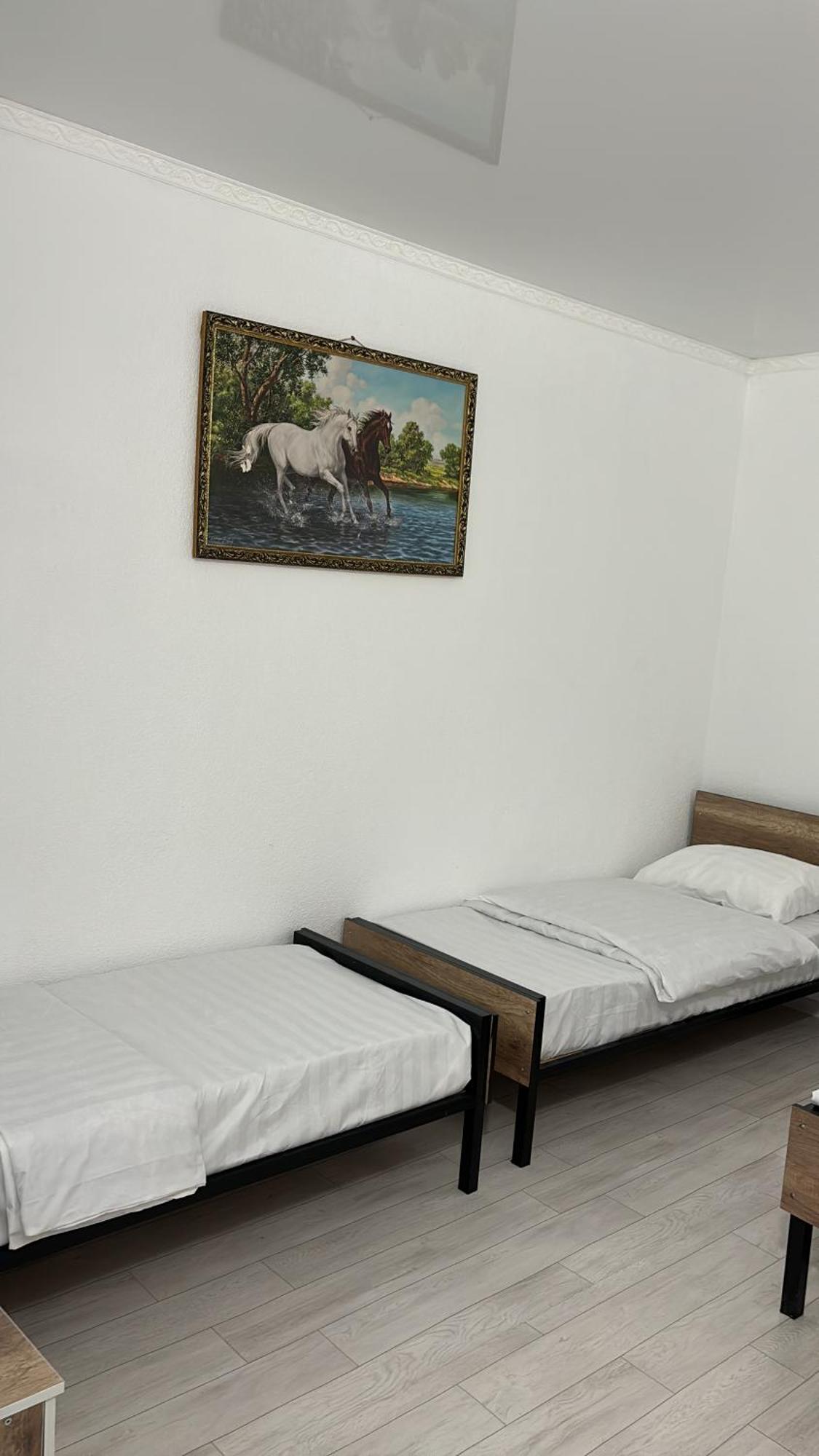 Hostel,Halal Хостел,Халал Tokmok Exterior foto