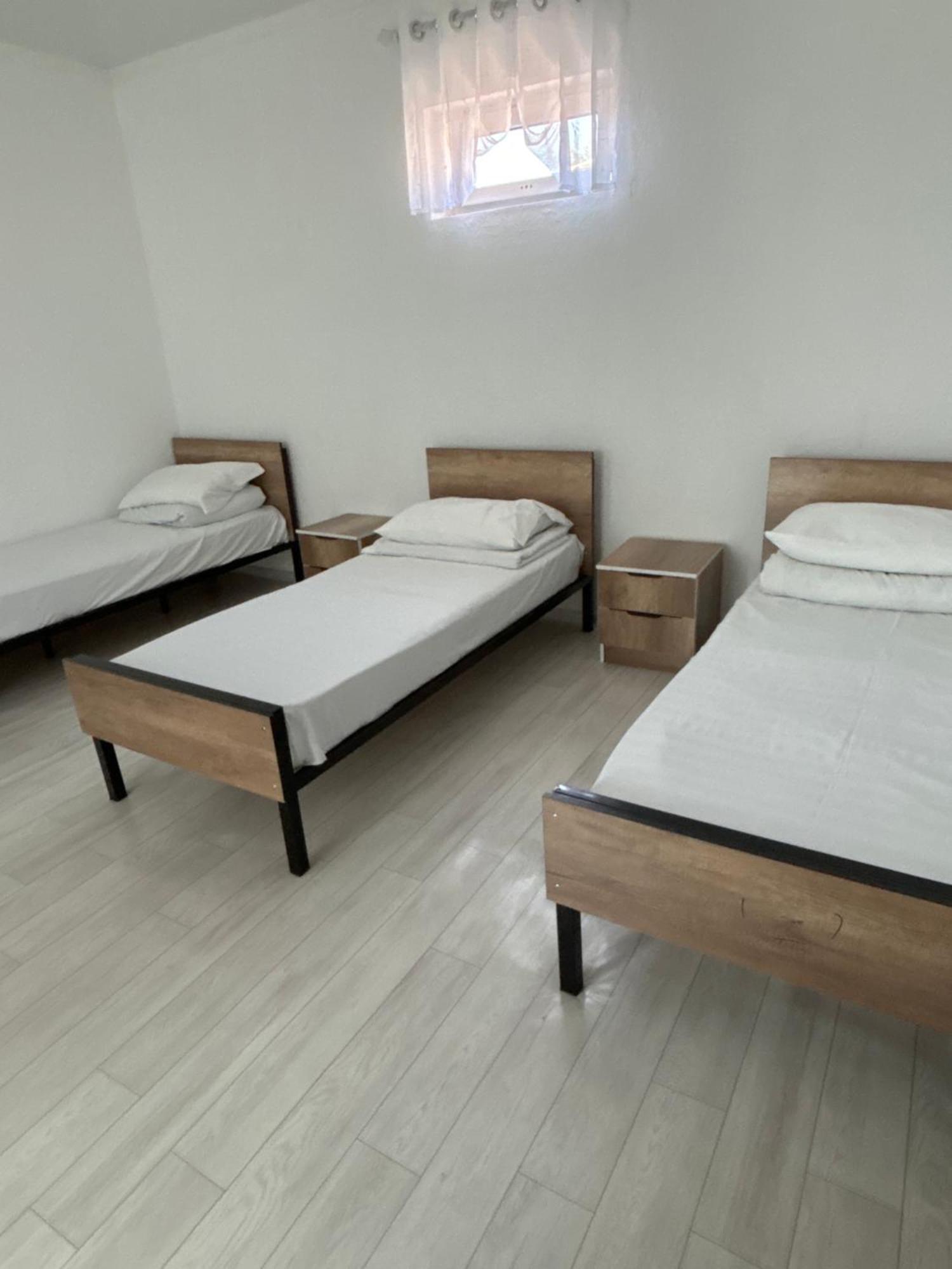 Hostel,Halal Хостел,Халал Tokmok Exterior foto