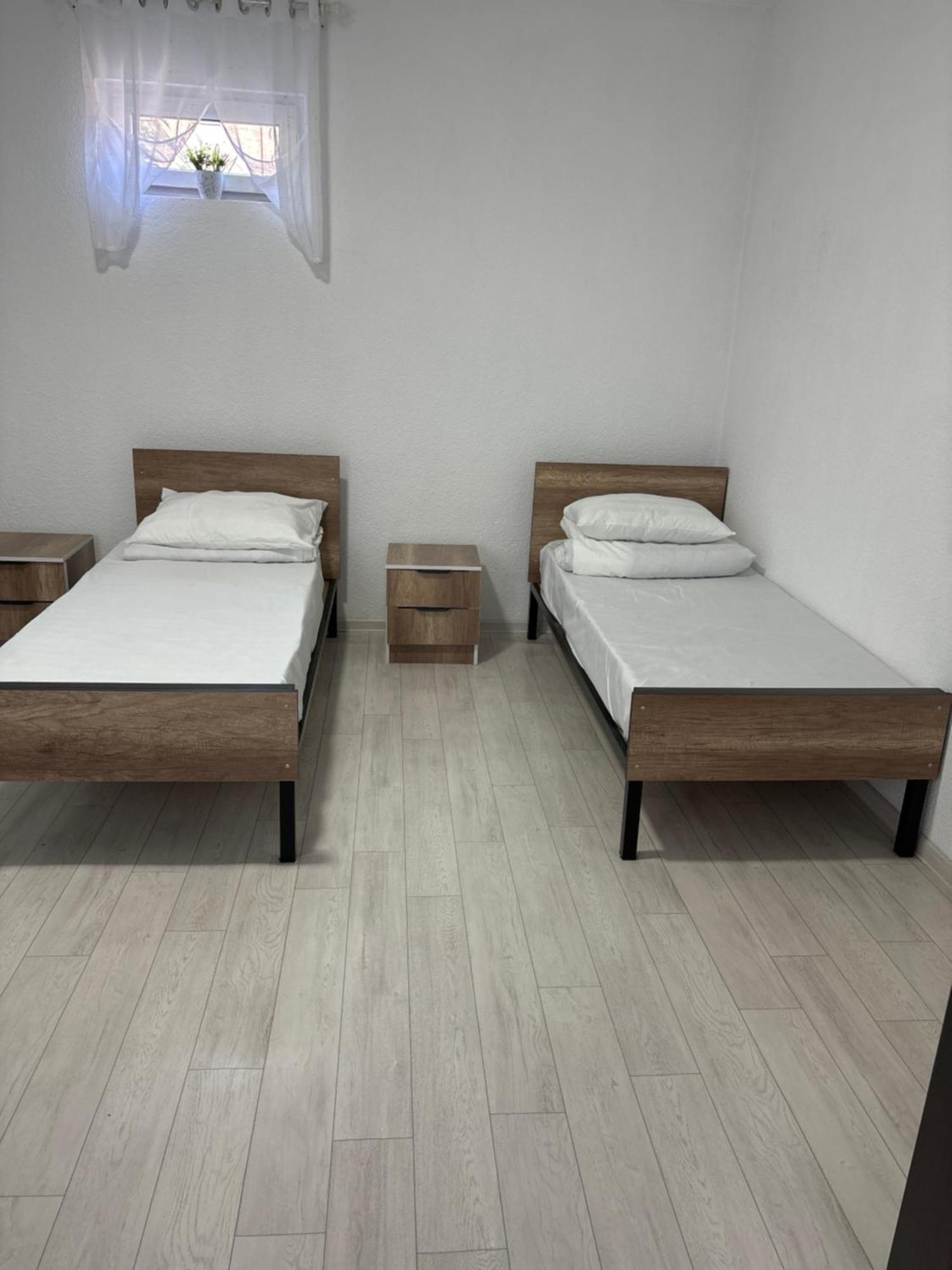 Hostel,Halal Хостел,Халал Tokmok Exterior foto